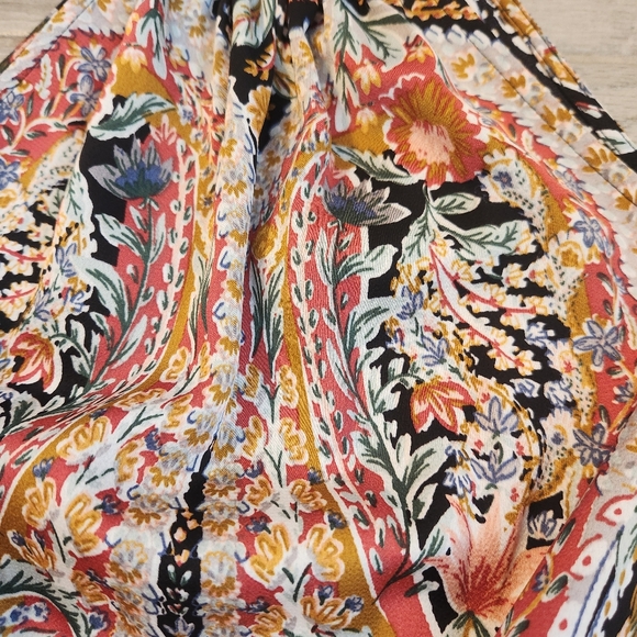 1.State Jumpsuit 2 Paisley Black Red Halter Wide Leg Back Tie Boho Comfy New$100 - Picture 4 of 16